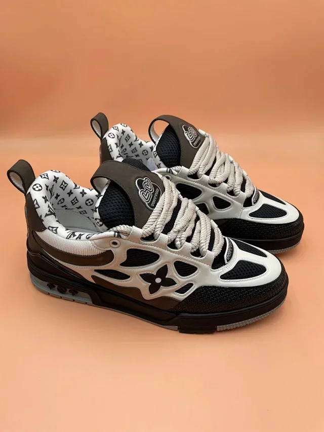 Louis Vuitton Sneakers Low-Top Monogram product detail image 13