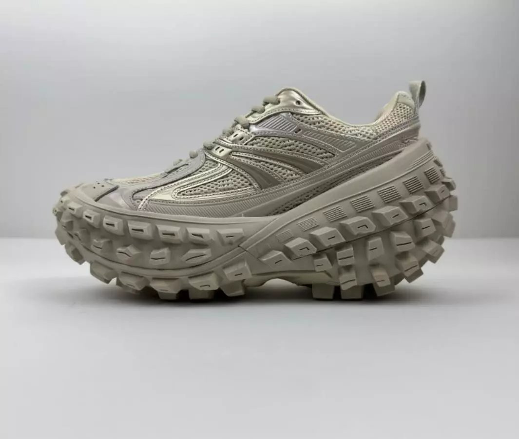 Balenciaga Defender All-Black Shoes — Rice dumplings colorway — USFans Spreadsheet photo