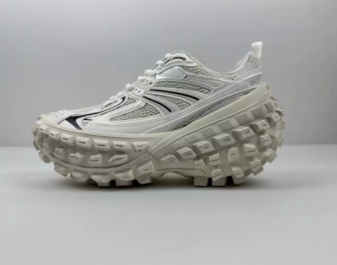 Balenciaga Defender All-Black Shoes — Rice White colorway — USFans Spreadsheet photo
