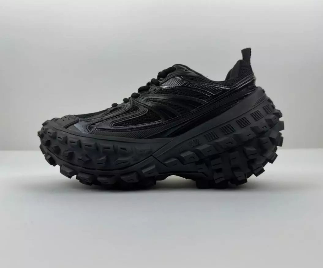 Balenciaga Defender All-Black Shoes — black colorway — USFans Spreadsheet photo