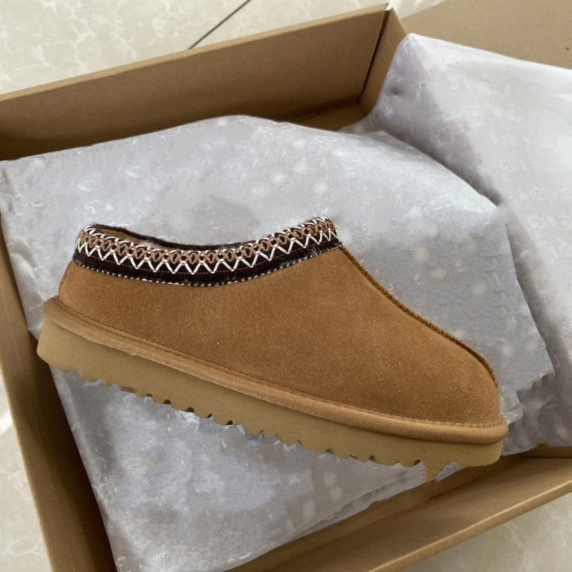 New winter fur integrated ethnic style snow boots