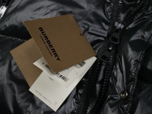 Burberry Down Jackets Hooded quilted puffer jacket product detail image 12