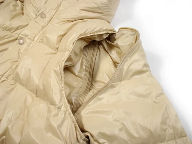 Burberry Down Jackets Hooded quilted puffer jacket product detail image 8