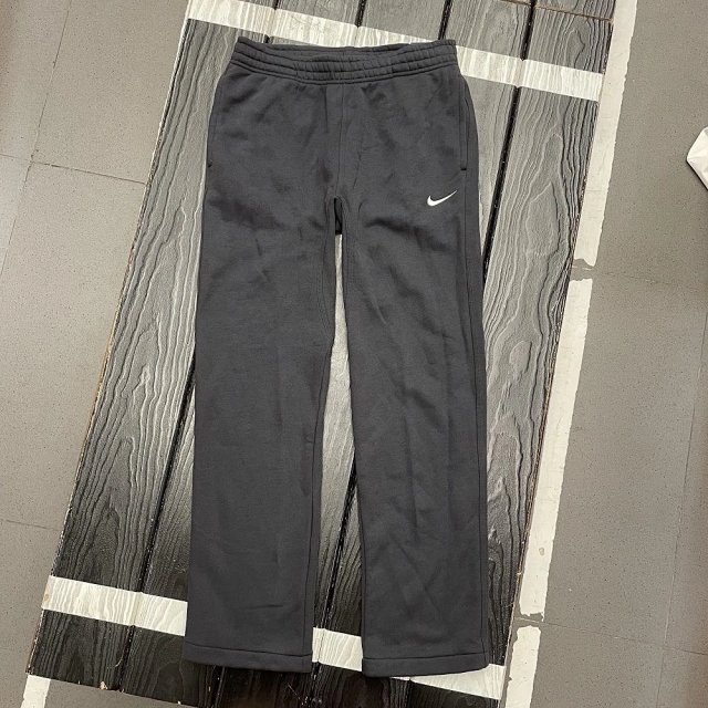 Nike Pants: seller detail photo 1