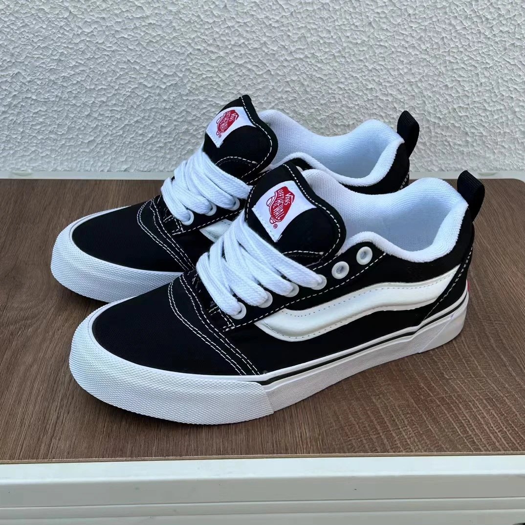 VANS trainer
