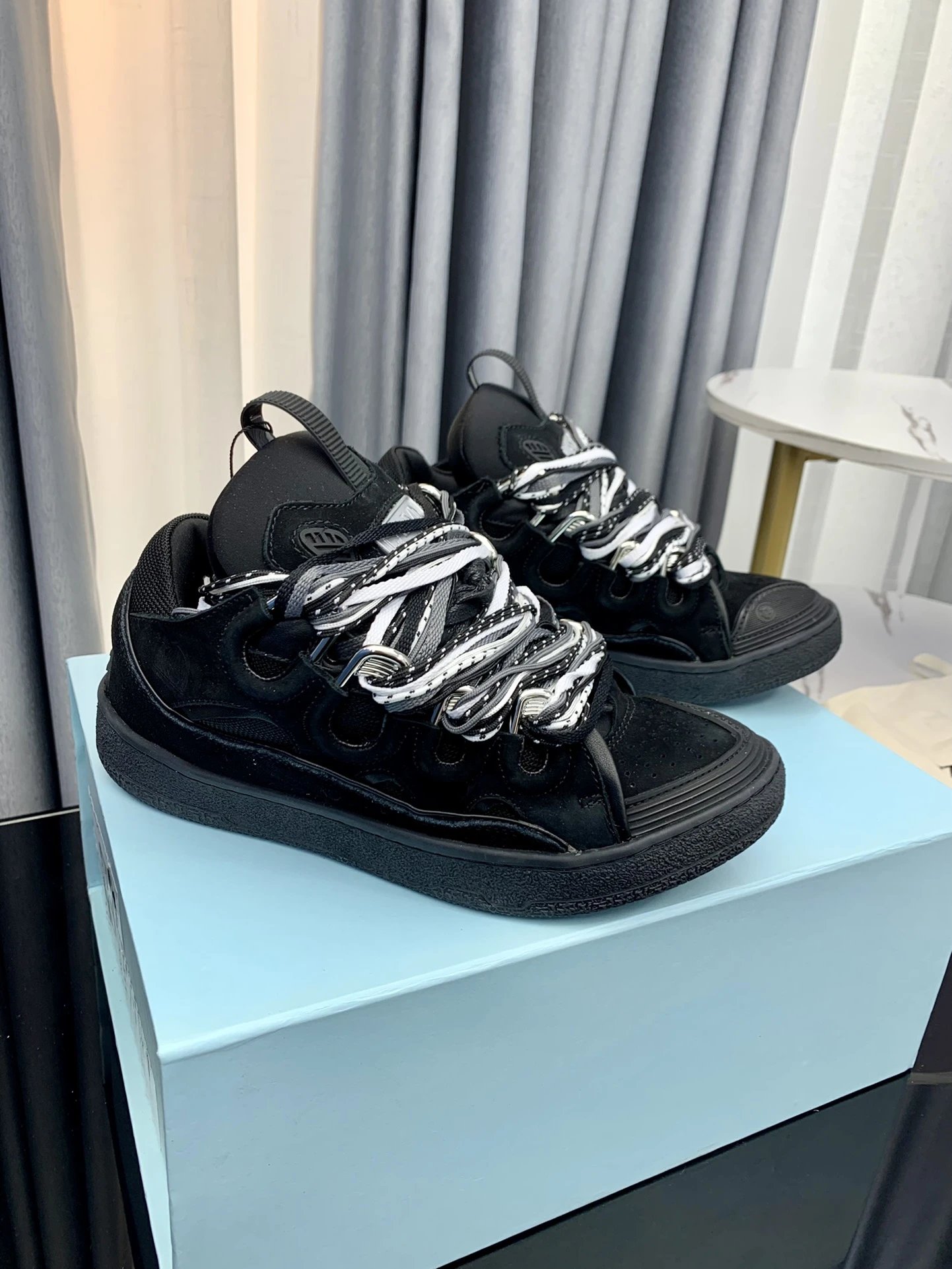 Lanvin Curb Sneakers — 15 colorway — USFans Spreadsheet photo