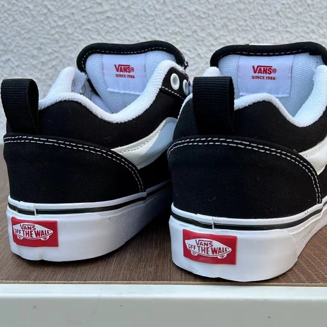 Vans: seller detail photo 5