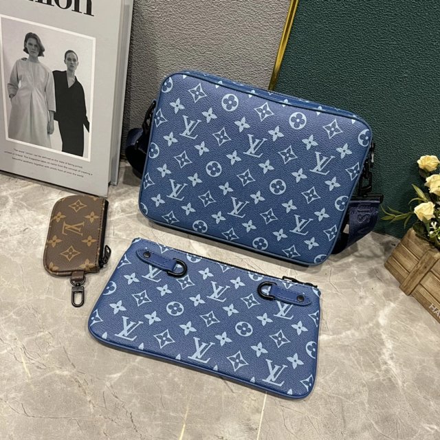 LV Louis Vuitton Crossbody Bag: seller detail photo 4