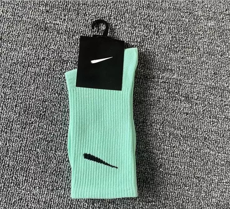 Nike Socks — Long light green colorway — USFans Spreadsheet photo