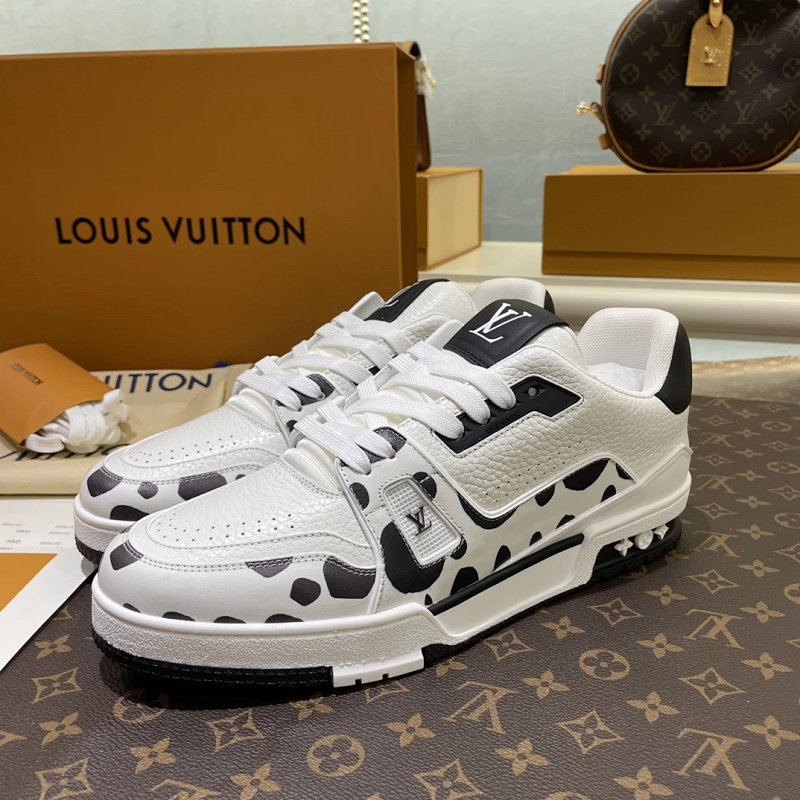 1 Trainer 最新款运动鞋