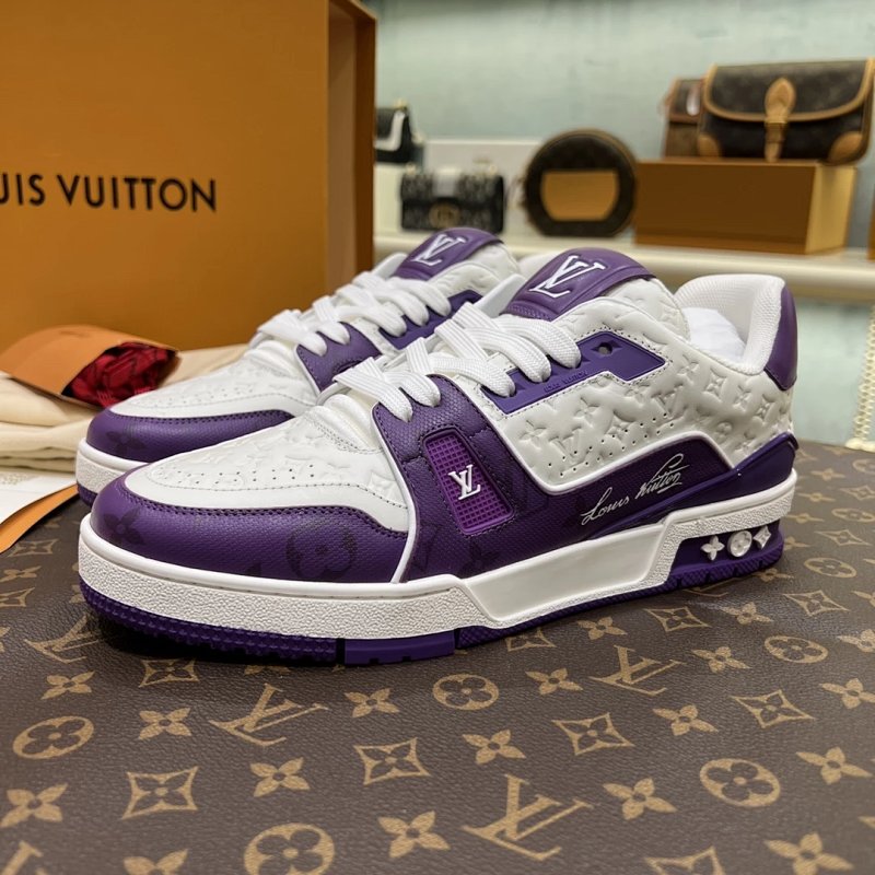 02Trainer 最新款运动鞋