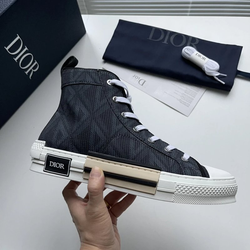 D家🆕新款 B23 Whatsapp : +86 134 3563 7886