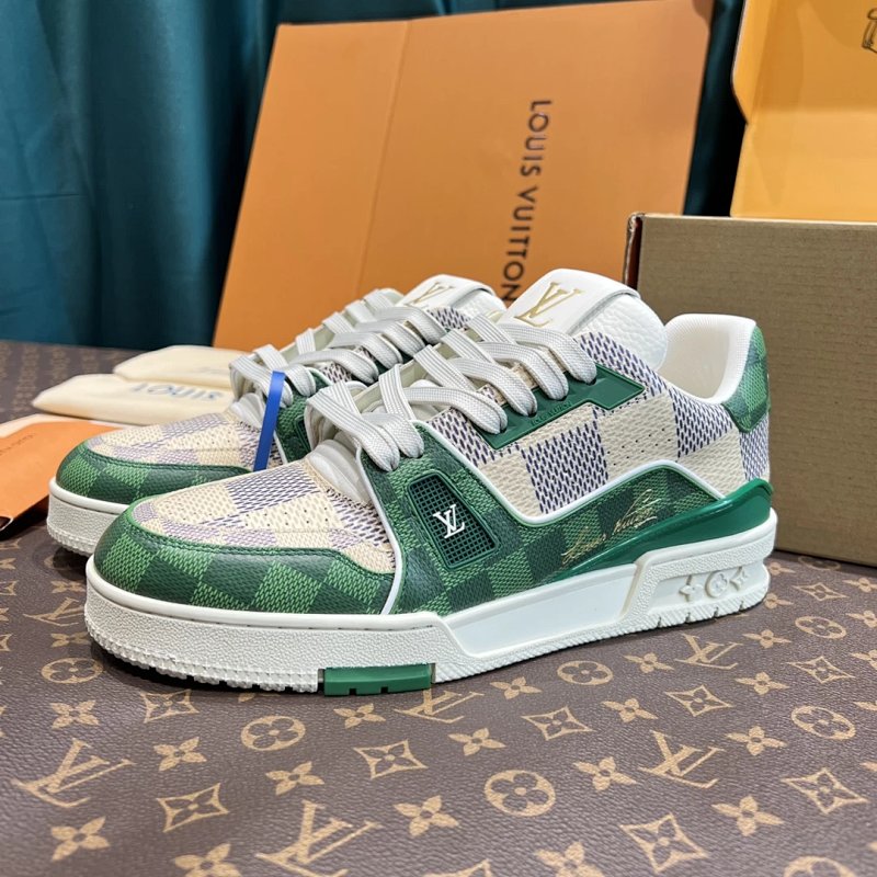 01Trainer 最新款运动鞋