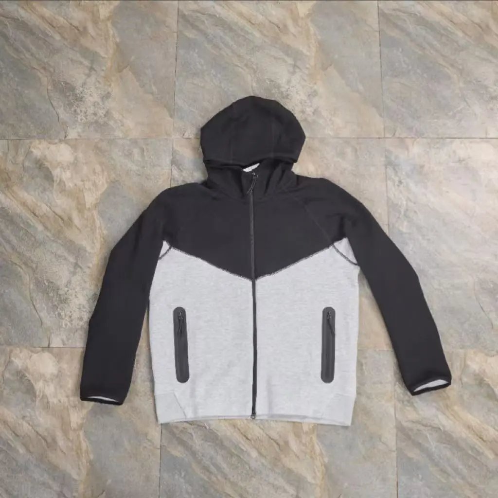 -黑拼浅灰色上衣