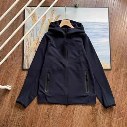 thumbnail for Ni Tech 训练外套 2