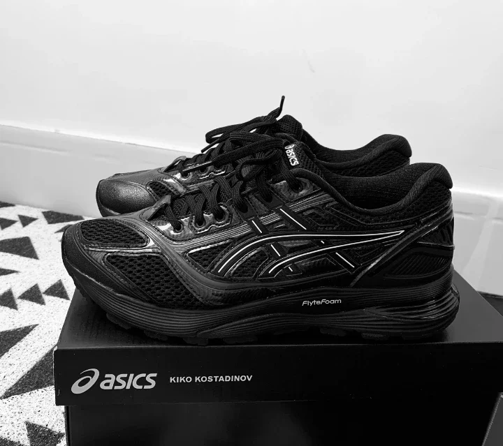 Asics Flyfoam