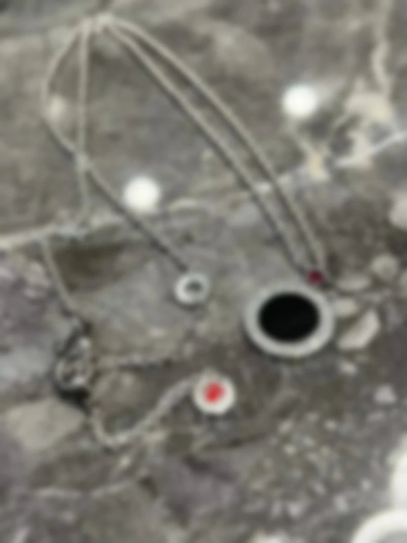 P399 Item ID 8387 “ sterling silver chain 、 High-end ceramics 、 Red agate material ”BGR