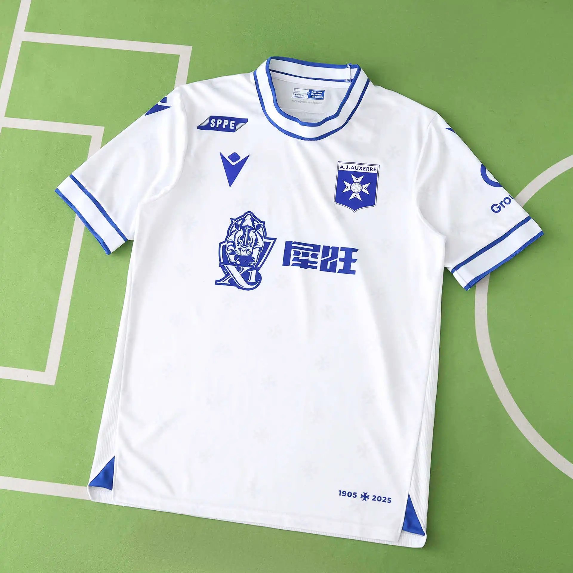A.JAuxerre White Blu