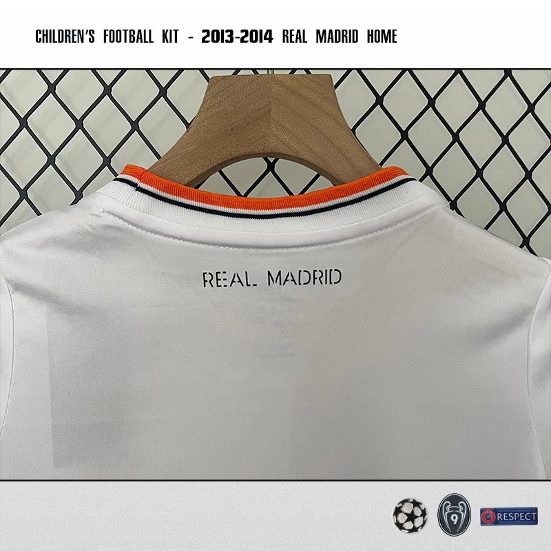 Real Madrid 2013-2014 Home Children's Football Kit White Jersey and Shorts - 10