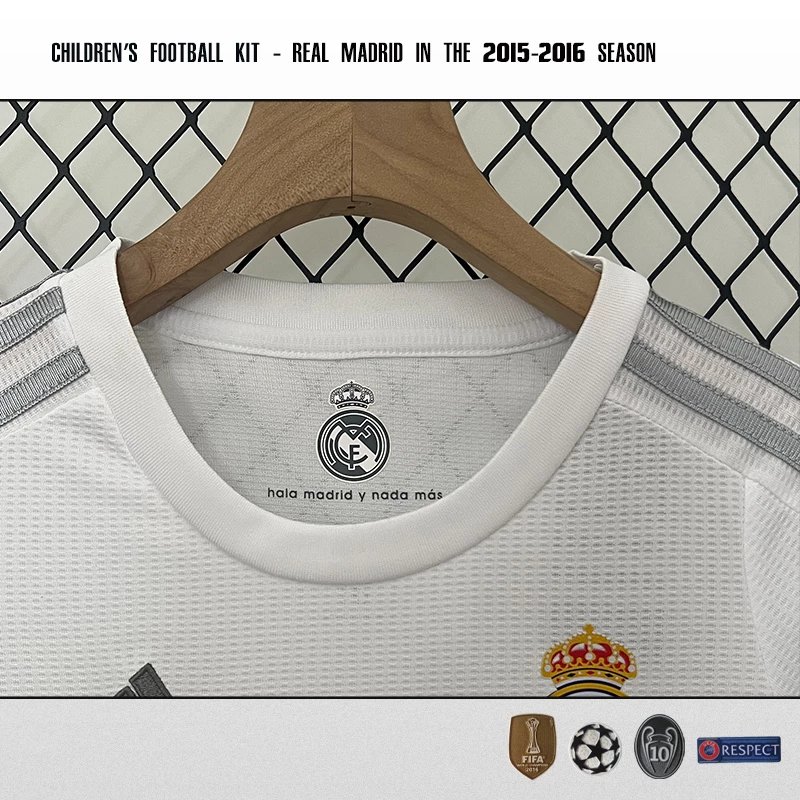 Real Madrid 2015-2016 Children's Home Jersey Set - White - 6