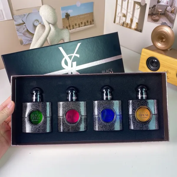 Saint Laurent Black Opium Limited Edition Mini Perfume Set - 14