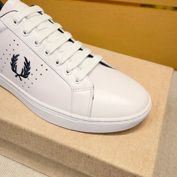 Fred Perry Tennis Sneakers White with Navy Accents Sneakers - 9