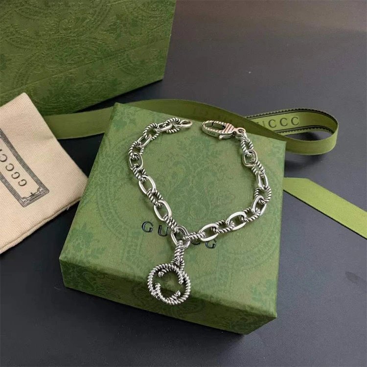 Gucci Interlocking G Chain Bracelet Silver Jewelry - 4
