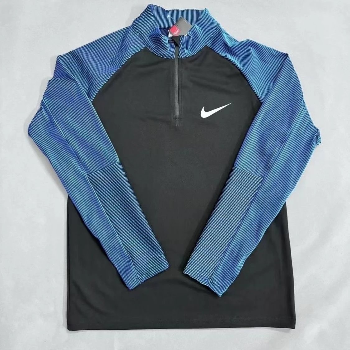 Ribbed Half-Zip-02