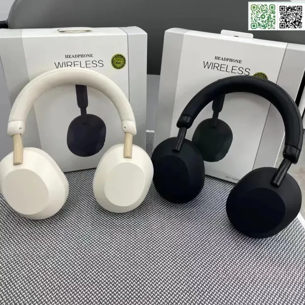 WH-1000XM5 Black Over-Ear Wireless Headphones - 6