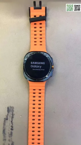 Samsung Galaxy Watch5 Pro Orange Sport Band Smartwatch - 4