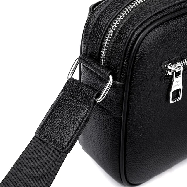 Louis Vuitton Crossbody Bags Zippered monogram bag product detail image 14
