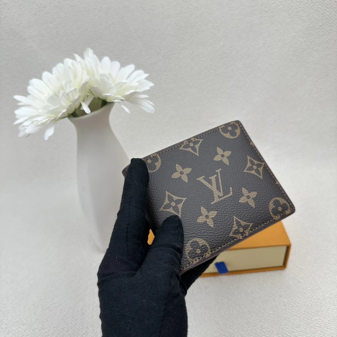 M60895#Monogram
