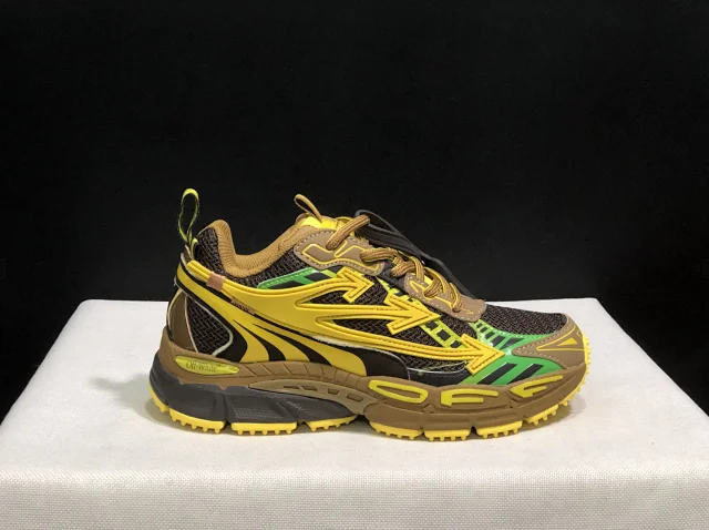 Off-White Sneakers Be Right Back product detail image 15