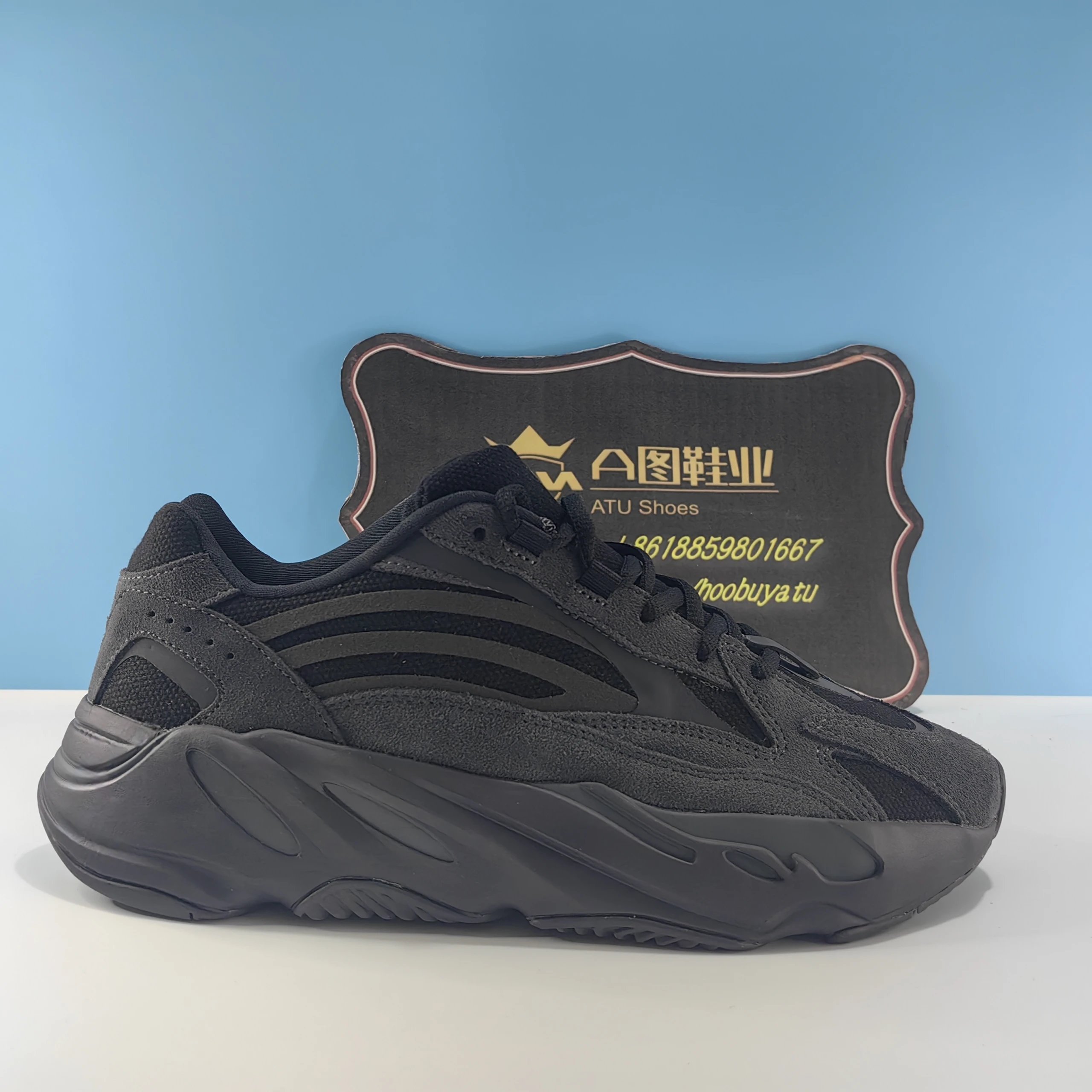 New Balance 2002R Running Shoes - Classic Comfort & Style