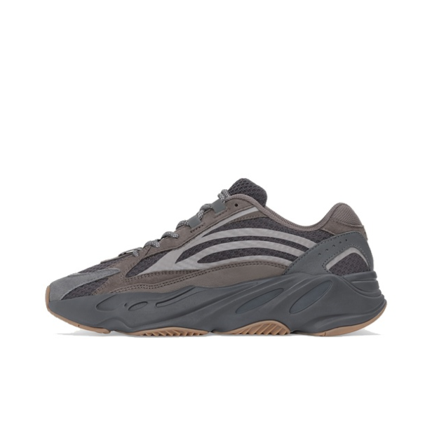 New Balance 2002R Running Shoes - Classic Comfort & Style