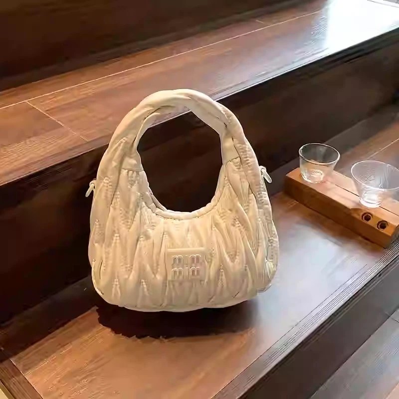 Miu Miu Wander Handbag 4