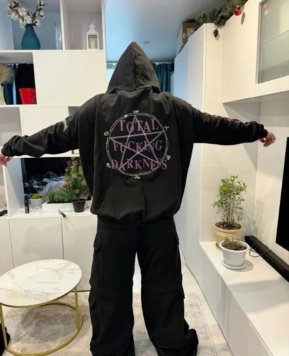 V*t*ments Hoodies - 132934