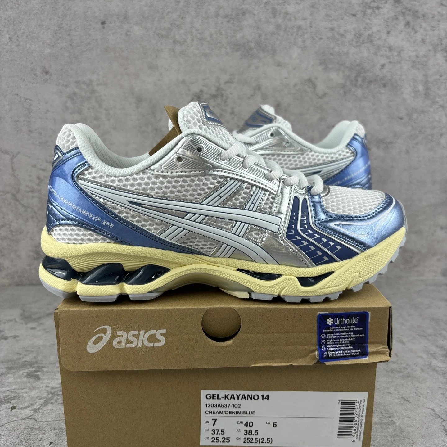 1203A537-102