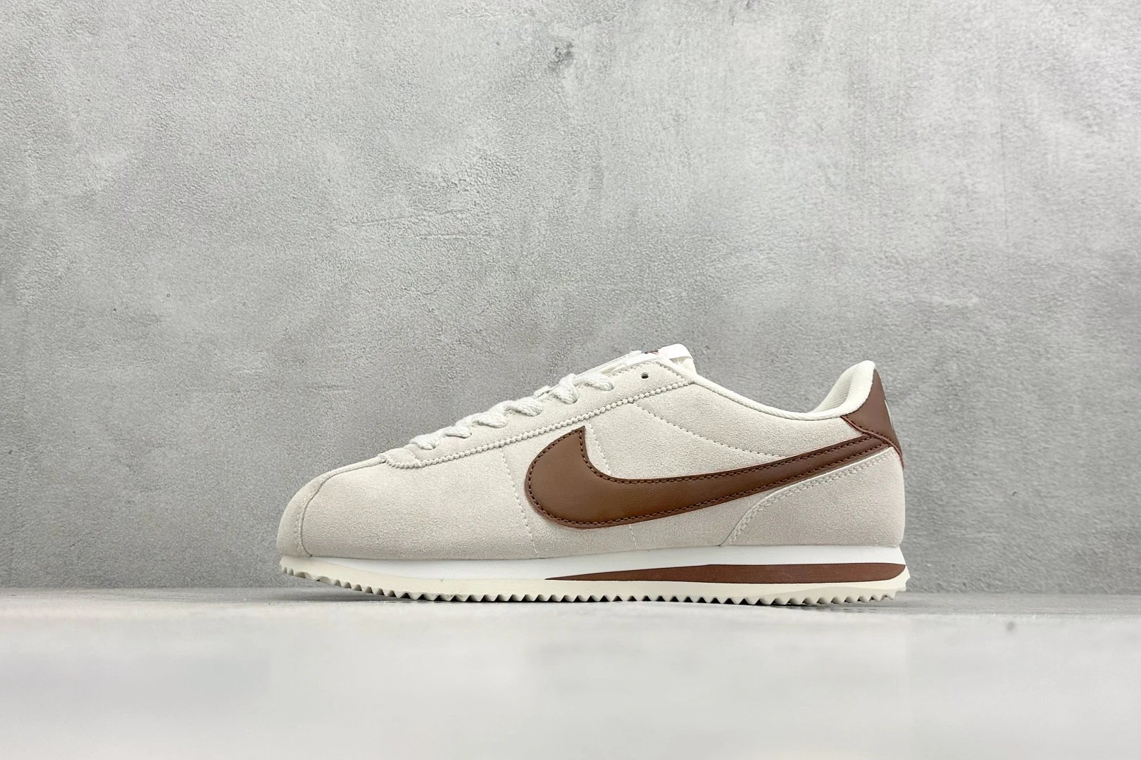 Zhenhui - Nike Cortez - IB1857-100