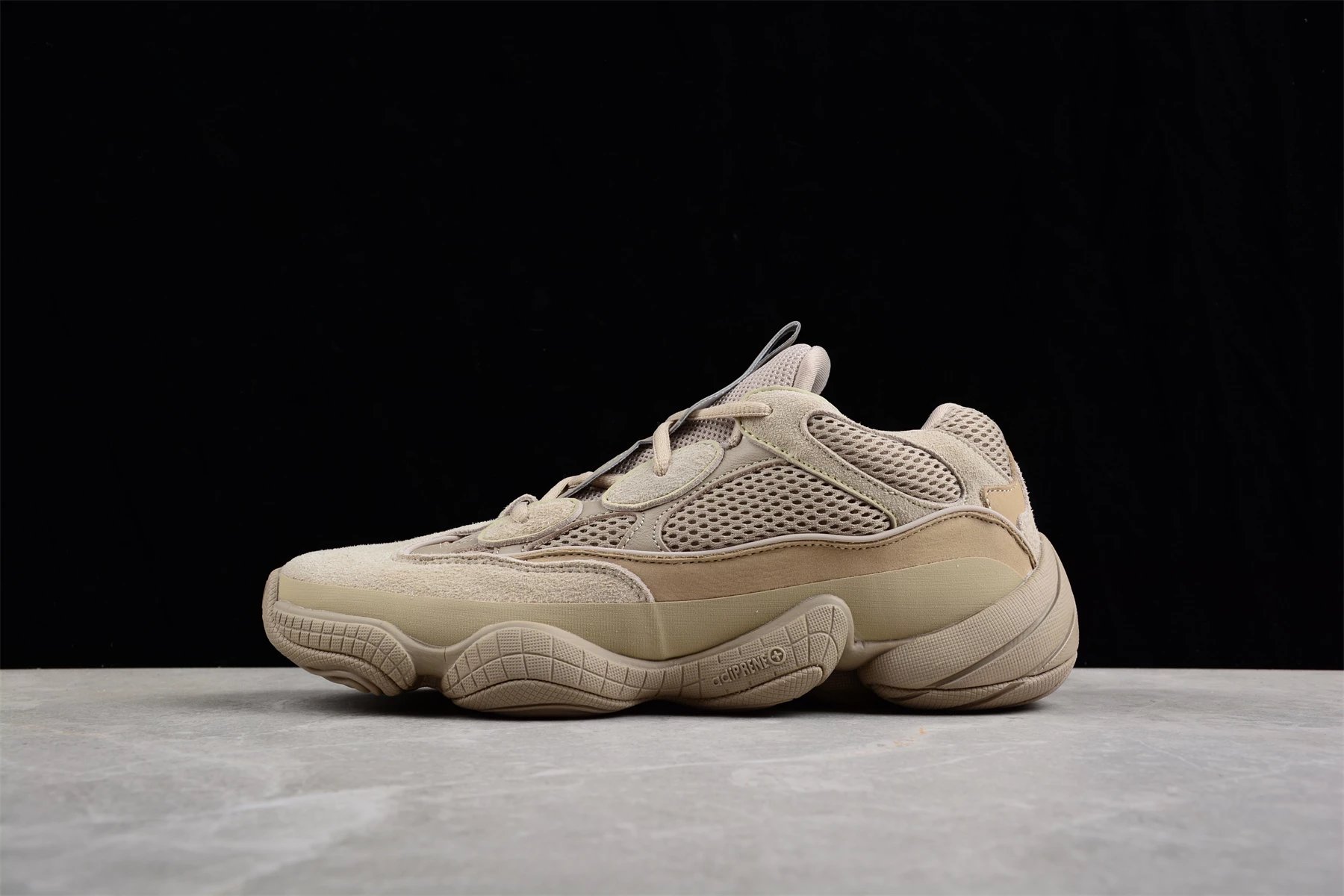 Yeezy 500 foto 3