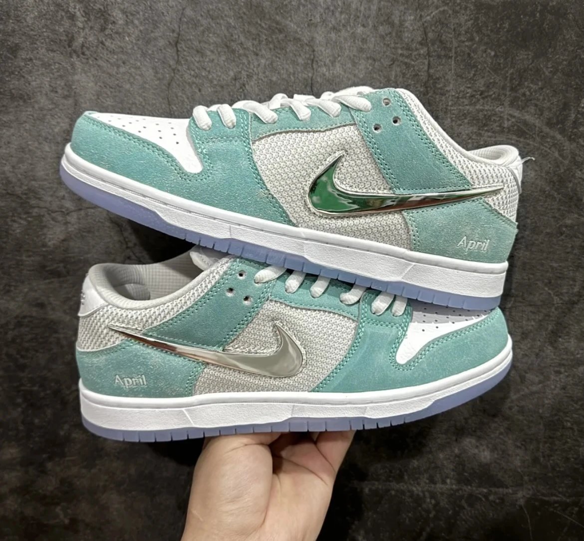 Dunk Shoes Jarritos — Frozen Rose colorway — USFans Spreadsheet photo