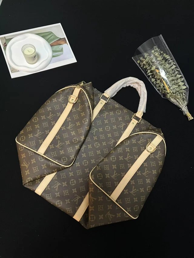 Louis Vuitton Duffle Bag: seller detail photo 12
