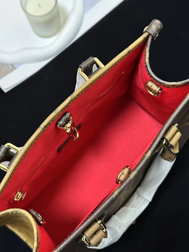 Louis Vuitton Bag: seller detail photo 10