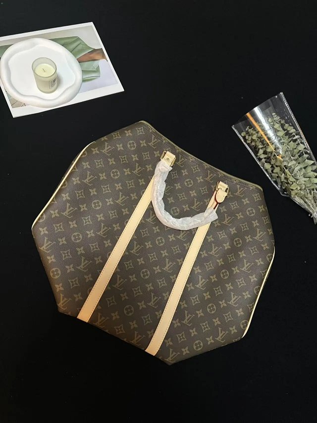 Louis Vuitton Duffle Bag: seller detail photo 13