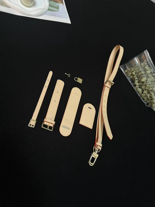 Louis Vuitton Duffle Bag: seller detail photo 10