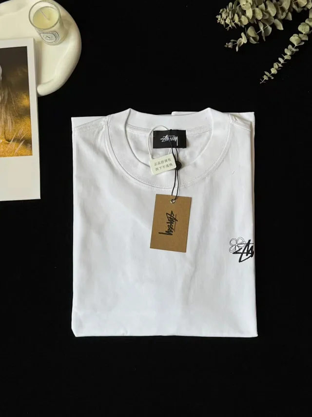 Stüssy T-Shirts Jamaica Beach Floral Logo Print product detail image 14