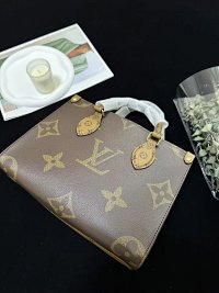 Louis Vuitton Bag — seller photo 5