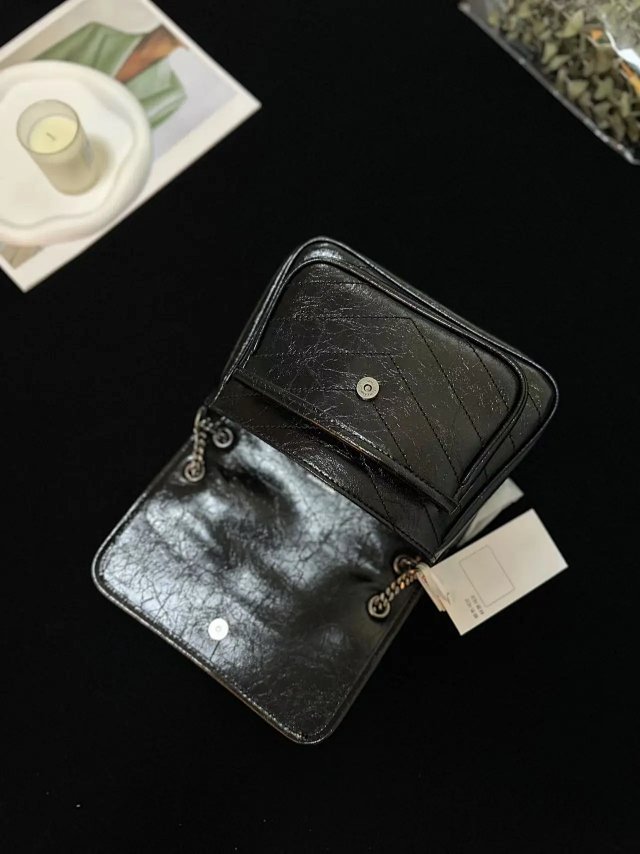 Bag: seller detail photo 10