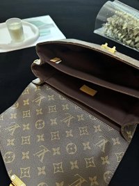 Louis Vuitton Bag — seller photo 9