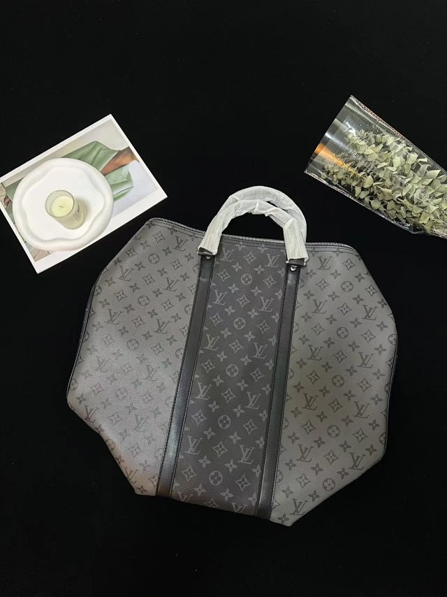 Louis Vuitton Duffle Bag: seller detail photo 1